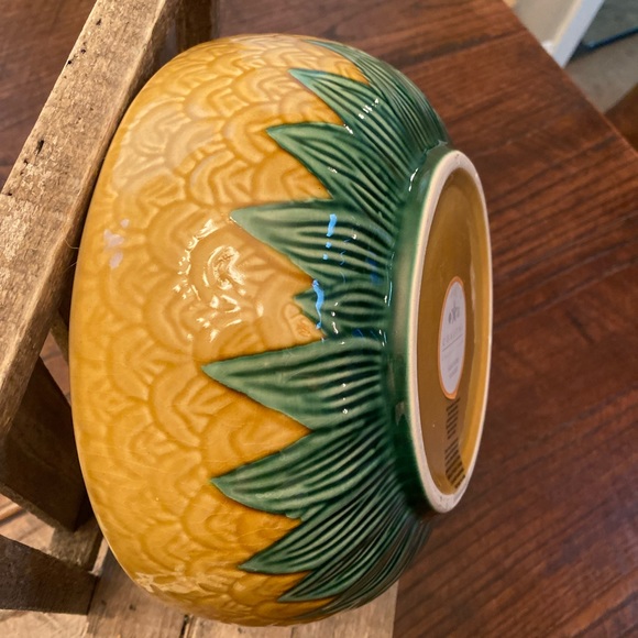 Pineapple Salad Bowl, Large Ceramic Pineapple Bowl, Pineapple Decor - Picture 13 of 15